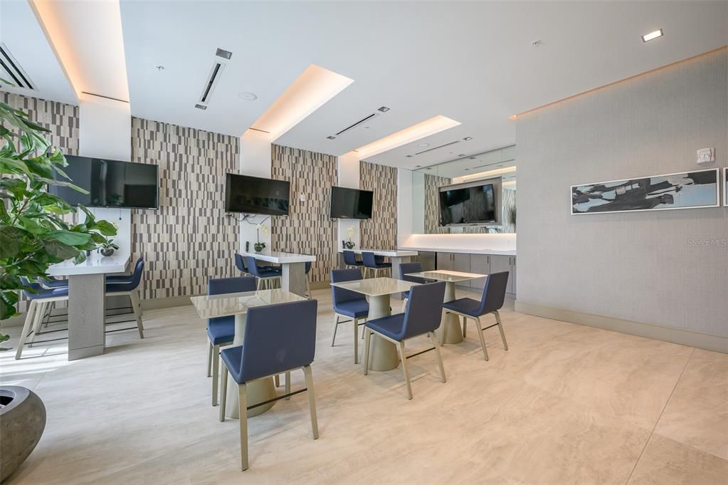 待售: $1,599,000 (2 贝兹, 2 浴室, 1577 平方英尺)