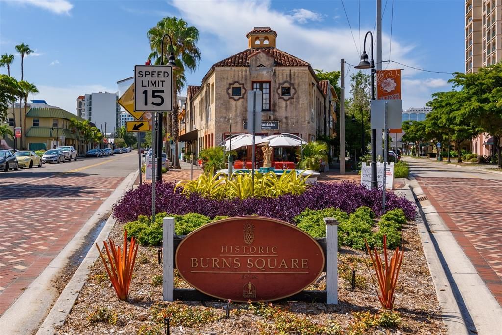 待售: $1,599,000 (2 贝兹, 2 浴室, 1577 平方英尺)