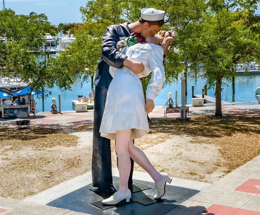 待售: $1,599,000 (2 贝兹, 2 浴室, 1577 平方英尺)