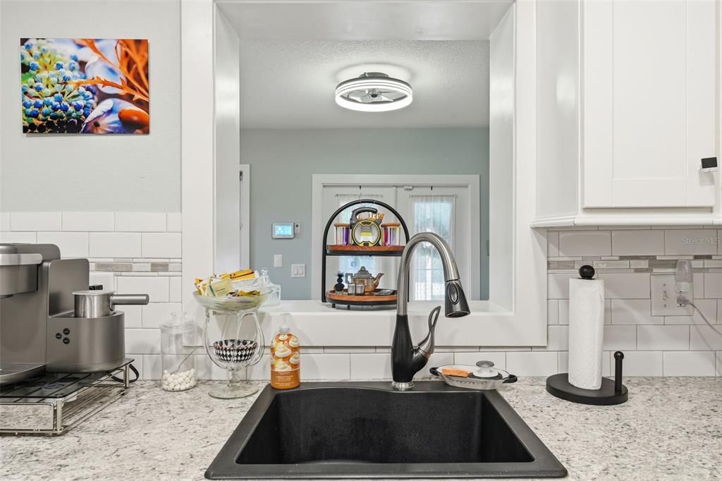 For Sale: $525,000 (3 beds, 2 baths, 1661 Square Feet)