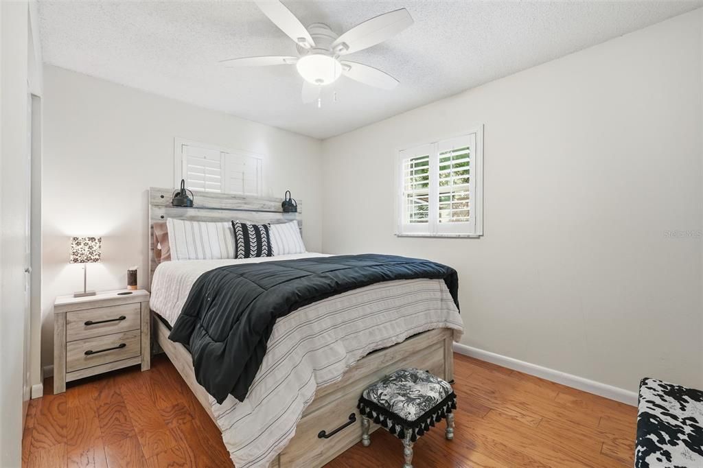 For Sale: $525,000 (3 beds, 2 baths, 1661 Square Feet)