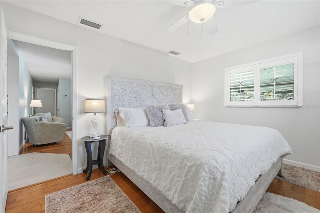 For Sale: $525,000 (3 beds, 2 baths, 1661 Square Feet)