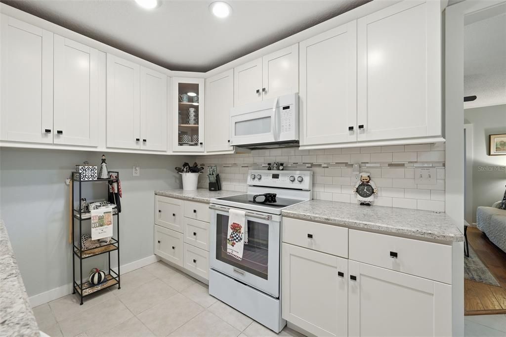 For Sale: $525,000 (3 beds, 2 baths, 1661 Square Feet)