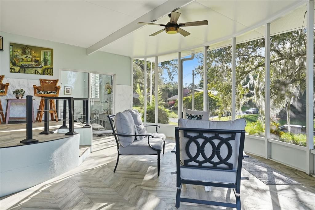 For Sale: $525,000 (3 beds, 2 baths, 1661 Square Feet)