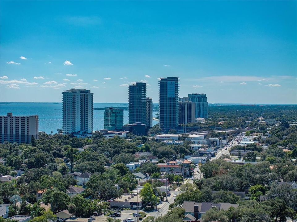 待售: $1,775,000 (4 贝兹, 3 浴室, 4025 平方英尺)