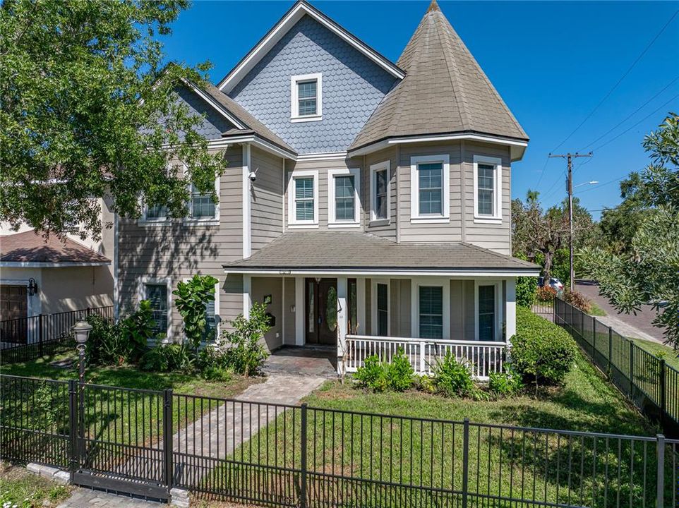 待售: $1,775,000 (4 贝兹, 3 浴室, 4025 平方英尺)