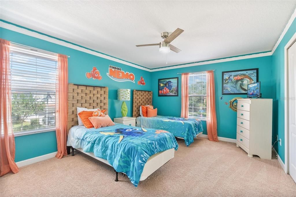 待售: $502,000 (5 贝兹, 5 浴室, 3015 平方英尺)