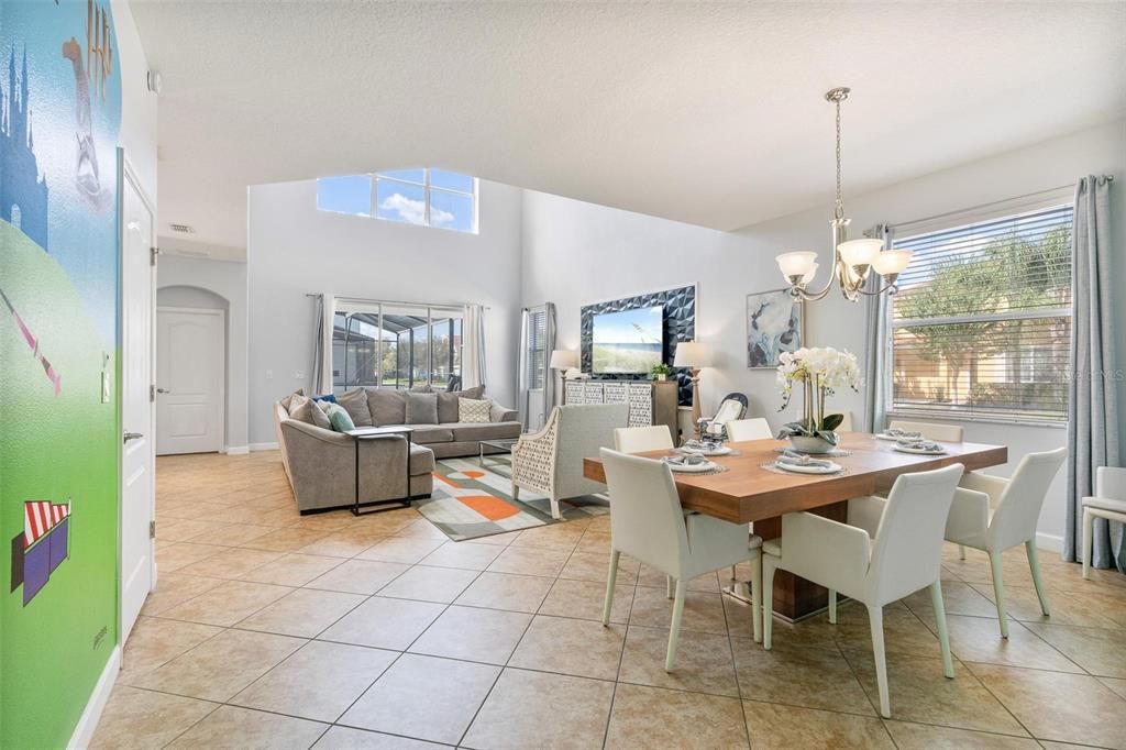 待售: $502,000 (5 贝兹, 5 浴室, 3015 平方英尺)