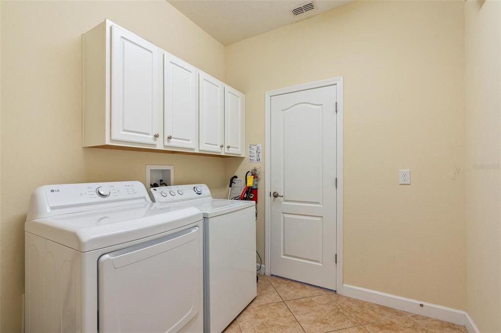 待售: $502,000 (5 贝兹, 5 浴室, 3015 平方英尺)