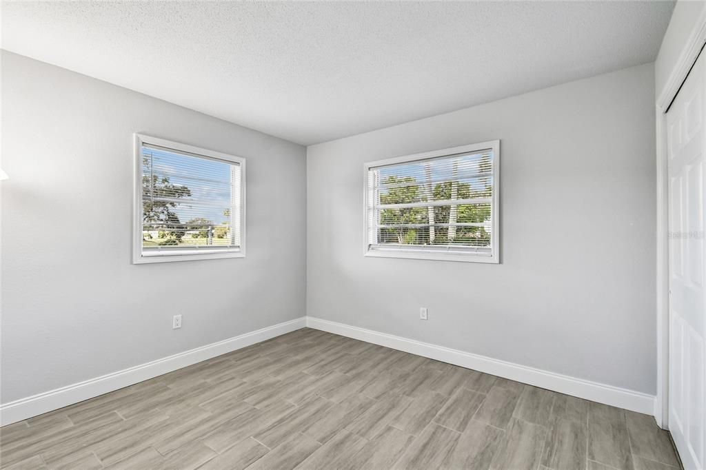 Activo con contrato: $299,996 (4 camas, 2 baños, 1788 Pies cuadrados)