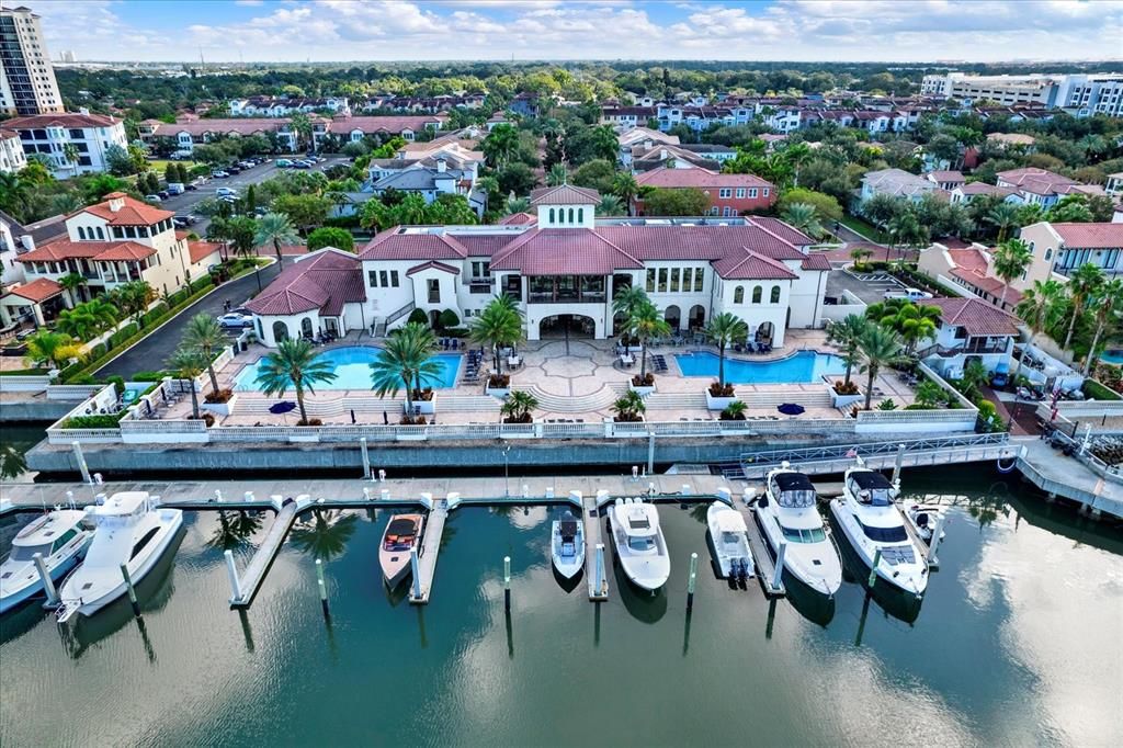 For Sale: $745,000 (2 beds, 2 baths, 1990 Square Feet)