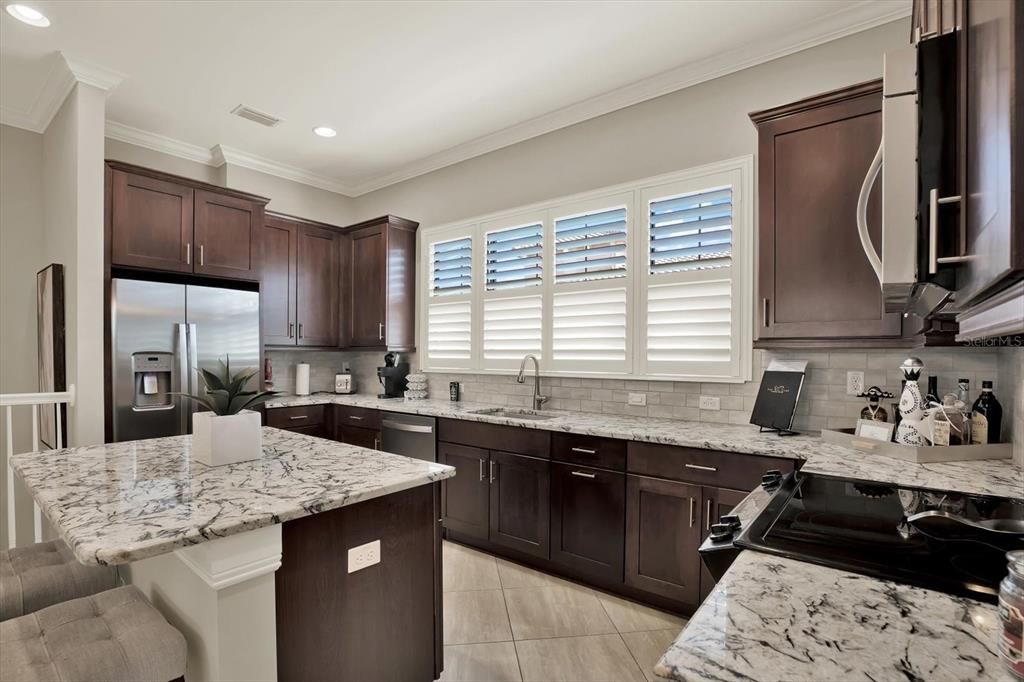 For Sale: $745,000 (2 beds, 2 baths, 1990 Square Feet)