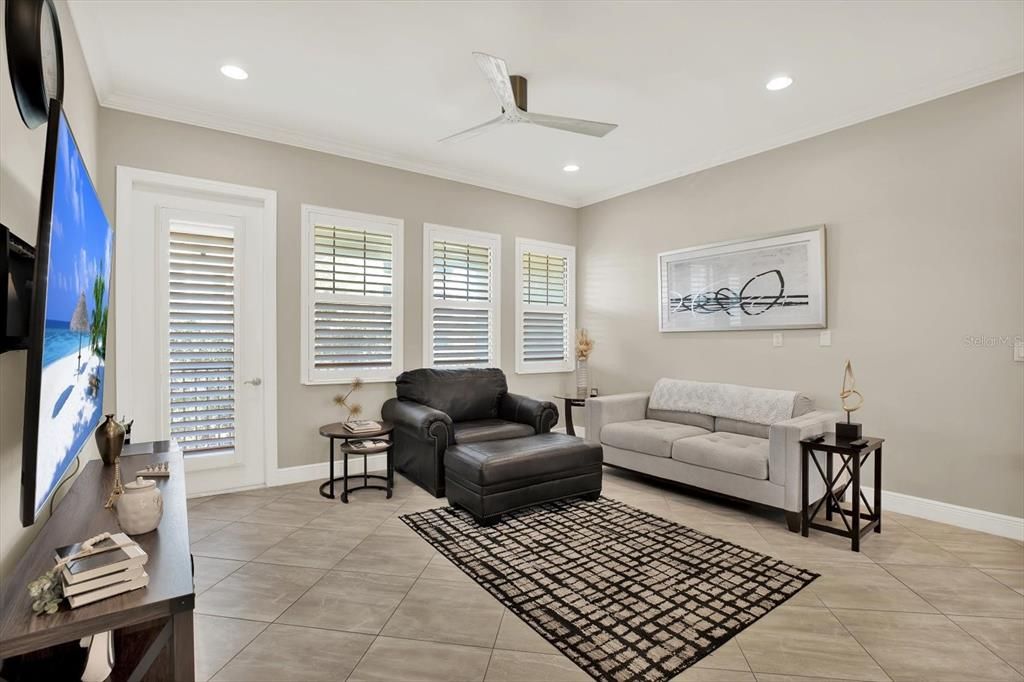 For Sale: $745,000 (2 beds, 2 baths, 1990 Square Feet)