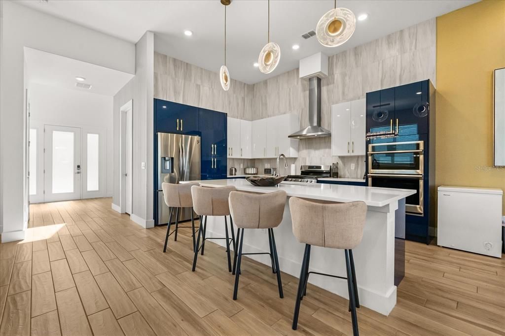 En Venta: $800,000 (6 camas, 4 baños, 3784 Pies cuadrados)