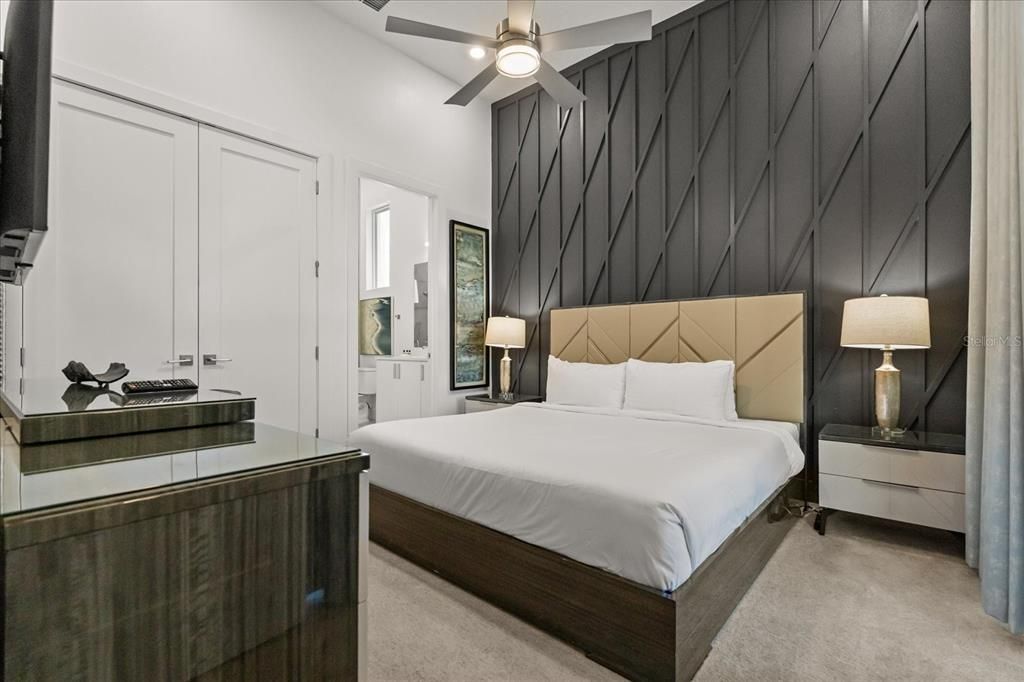 En Venta: $800,000 (6 camas, 4 baños, 3784 Pies cuadrados)