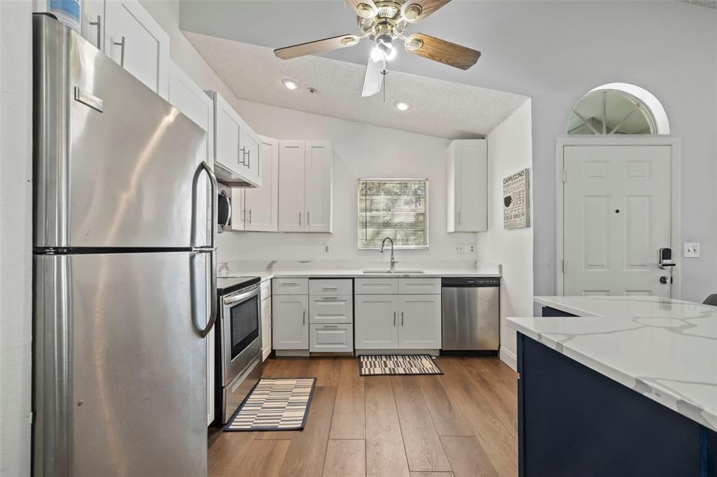 En Venta: $177,900 (2 camas, 2 baños, 1060 Pies cuadrados)