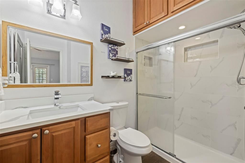 En Venta: $177,900 (2 camas, 2 baños, 1060 Pies cuadrados)