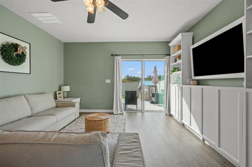 Activo con contrato: $350,000 (3 camas, 2 baños, 1519 Pies cuadrados)