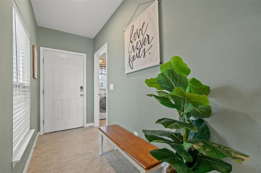 Activo con contrato: $350,000 (3 camas, 2 baños, 1519 Pies cuadrados)