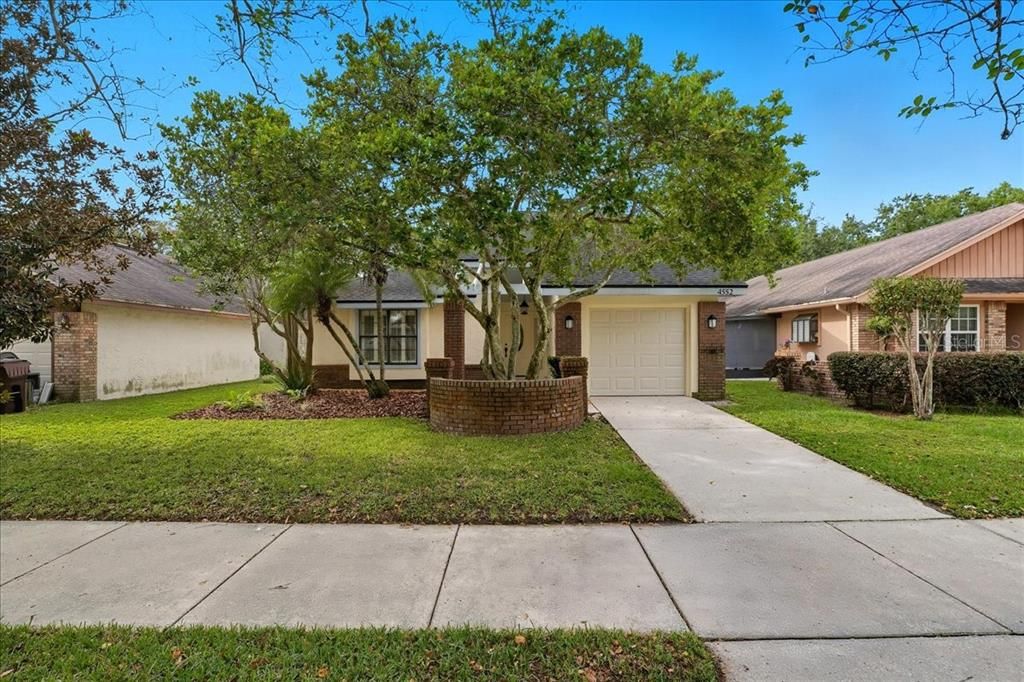 Recently Rented: $1,850 (2 beds, 2 baths, 1224 Square Feet)