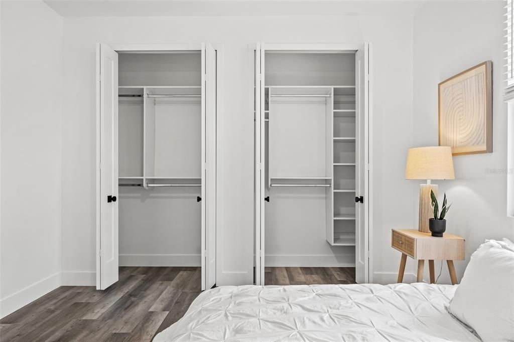 For Sale: $599,999 (3 beds, 2 baths, 2351 Square Feet)