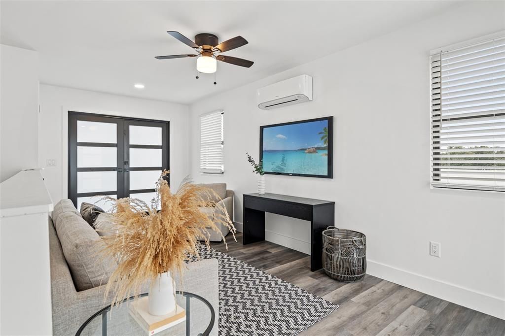 For Sale: $599,999 (3 beds, 2 baths, 2351 Square Feet)