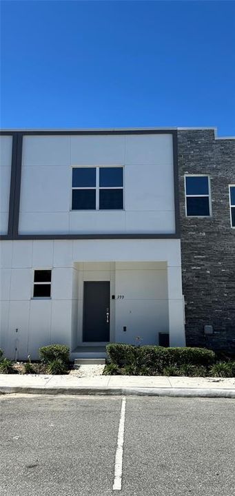 Под контрактом: $419,990 (5 спален, 4 ванн, 2020 Квадратных фут)