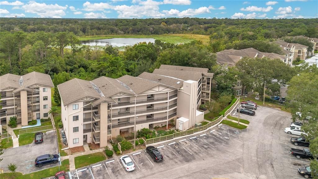 For Sale: $174,900 (2 beds, 2 baths, 1001 Square Feet)