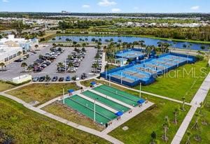 合同活跃: $629,000 (2 贝兹, 2 浴室, 2067 平方英尺)