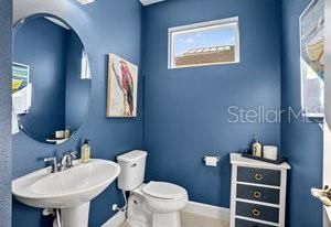 合同活跃: $629,000 (2 贝兹, 2 浴室, 2067 平方英尺)