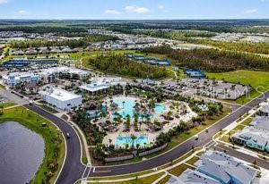 合同活跃: $629,000 (2 贝兹, 2 浴室, 2067 平方英尺)