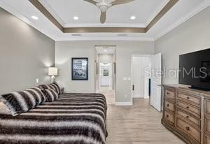 合同活跃: $629,000 (2 贝兹, 2 浴室, 2067 平方英尺)