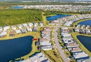 合同活跃: $629,000 (2 贝兹, 2 浴室, 2067 平方英尺)