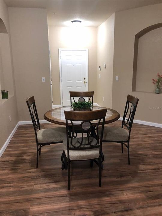 На продажу: $255,000 (3 спален, 2 ванн, 1495 Квадратных фут)