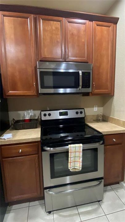 На продажу: $255,000 (3 спален, 2 ванн, 1495 Квадратных фут)