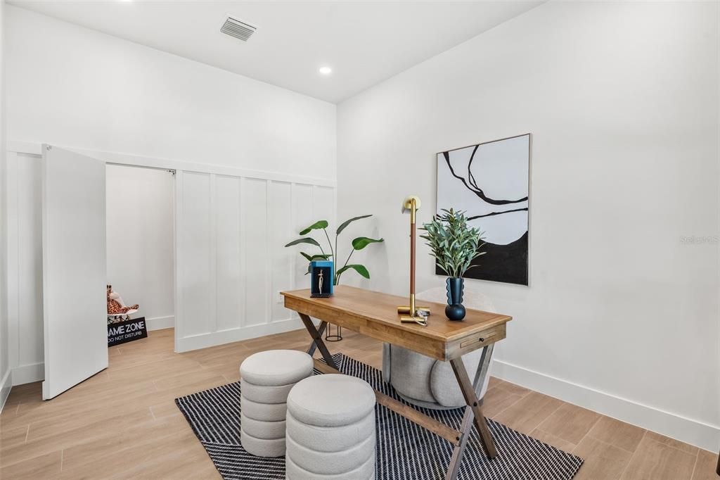 For Sale: $1,395,000 (4 beds, 3 baths, 3034 Square Feet)