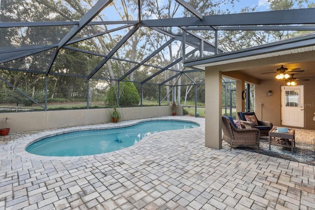 Activo con contrato: $397,000 (5 camas, 3 baños, 2674 Pies cuadrados)