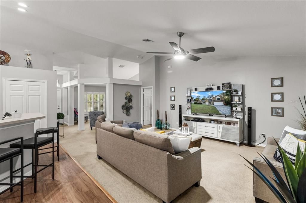 Activo con contrato: $397,000 (5 camas, 3 baños, 2674 Pies cuadrados)