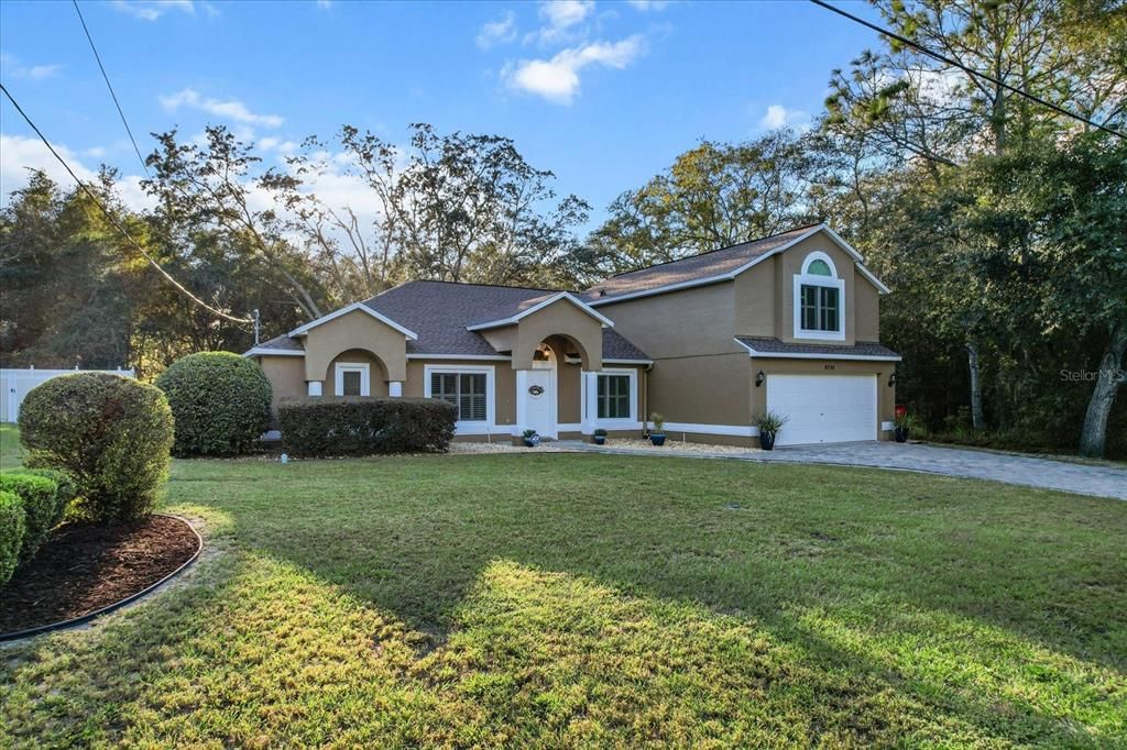 Activo con contrato: $397,000 (5 camas, 3 baños, 2674 Pies cuadrados)