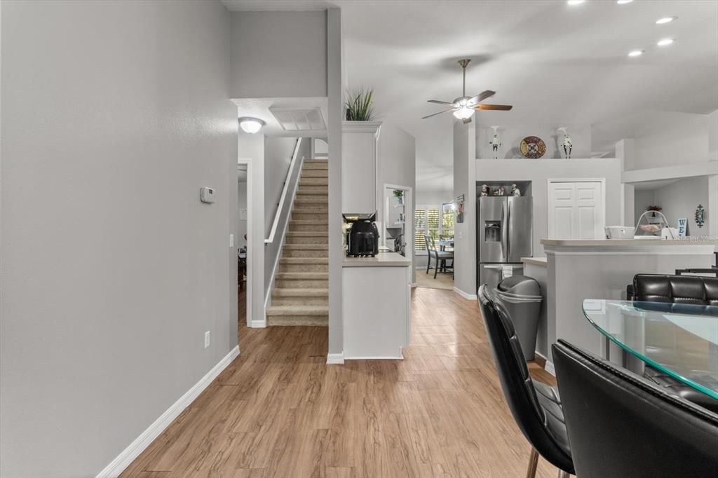 Activo con contrato: $397,000 (5 camas, 3 baños, 2674 Pies cuadrados)