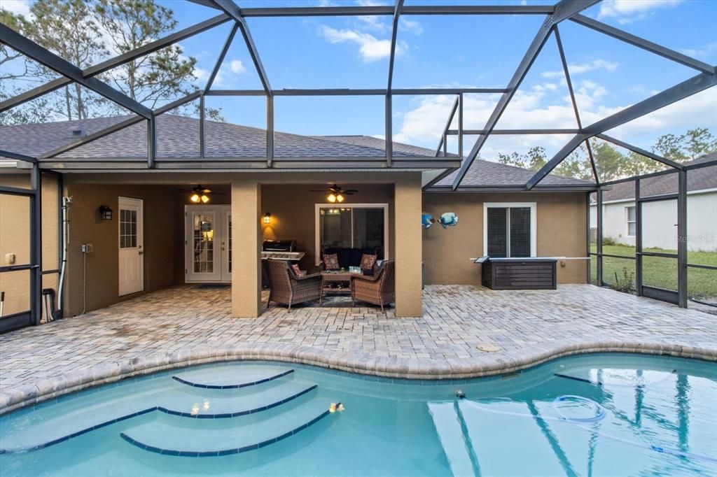 Activo con contrato: $397,000 (5 camas, 3 baños, 2674 Pies cuadrados)