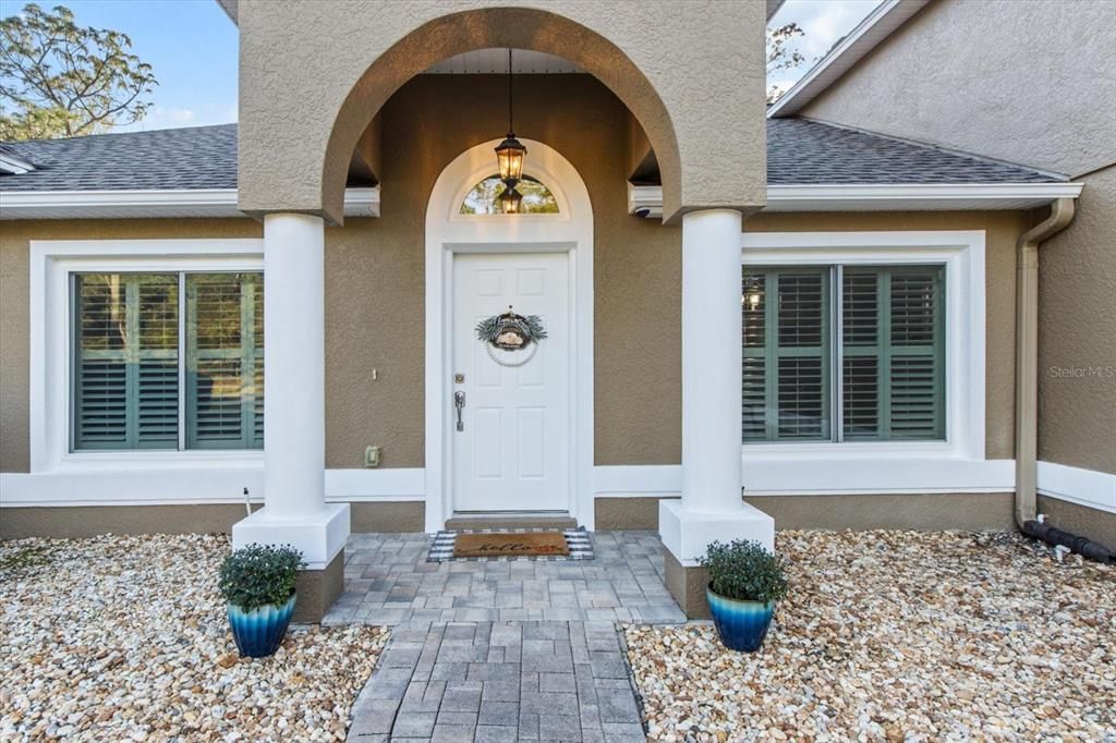 Activo con contrato: $397,000 (5 camas, 3 baños, 2674 Pies cuadrados)