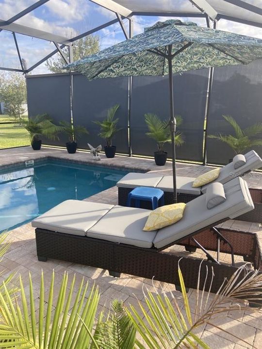 Active With Contract: $436,000 (3 beds, 2 baths, 1728 Square Feet)