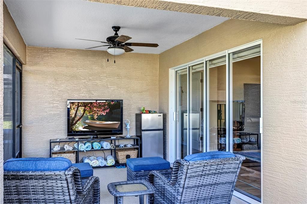 Active With Contract: $436,000 (3 beds, 2 baths, 1728 Square Feet)