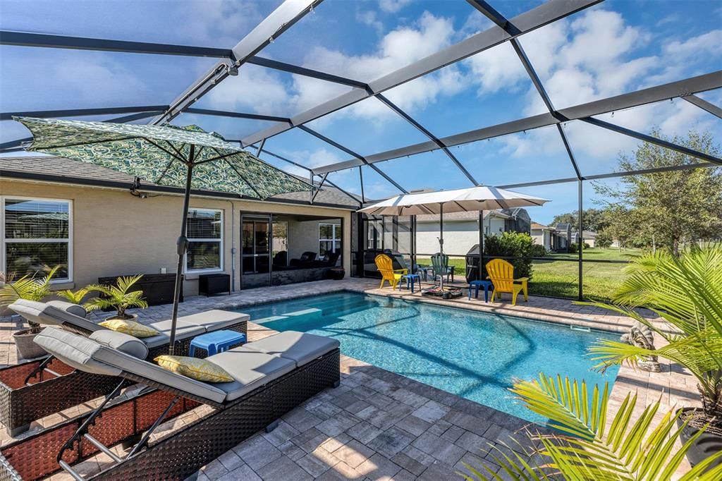 Active With Contract: $436,000 (3 beds, 2 baths, 1728 Square Feet)