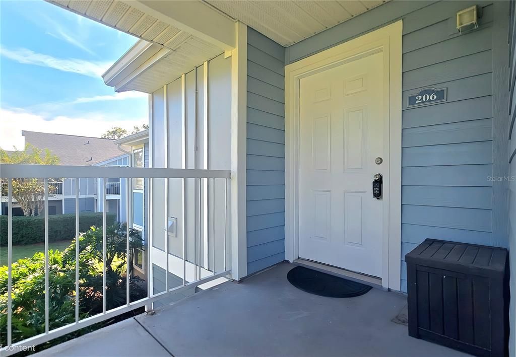 Recently Rented: $1,595 (2 beds, 1 baths, 851 Square Feet)