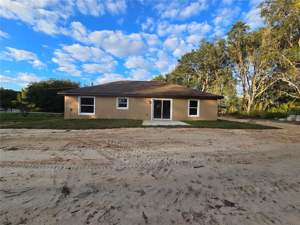 Active With Contract: $255,000 (3 beds, 2 baths, 1380 Square Feet)