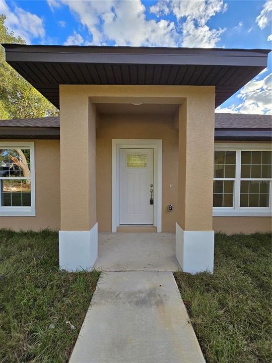 Active With Contract: $255,000 (3 beds, 2 baths, 1380 Square Feet)