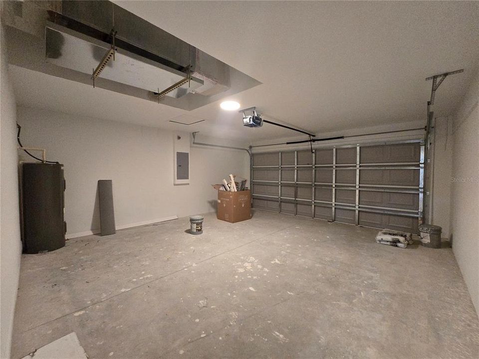 Active With Contract: $255,000 (3 beds, 2 baths, 1380 Square Feet)