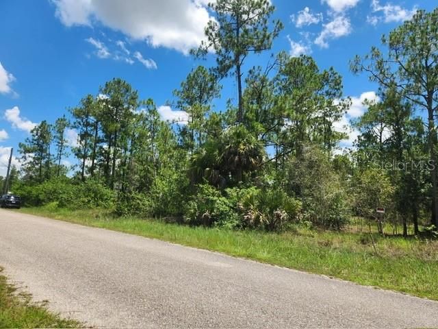 待售: $34,000 (0.50 acres)